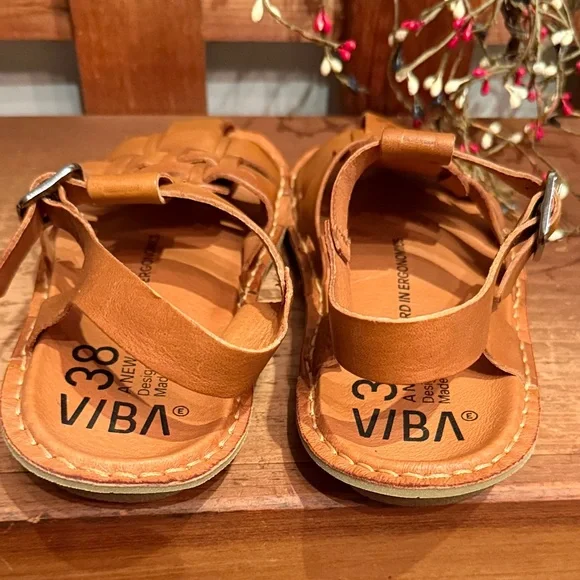 Classic Tan women’s  Sandals - Picture 4 of 4